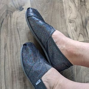 TOMS Alpargata Black w/ rainbow sparkle